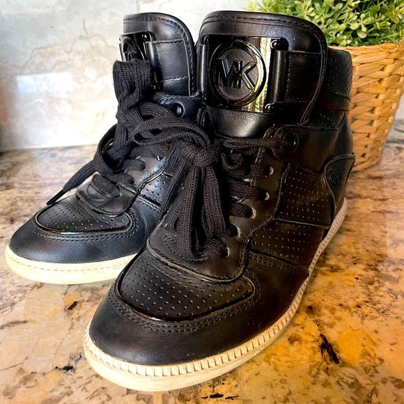 MICHAEL KORS Trainer - Picture 1 of 6